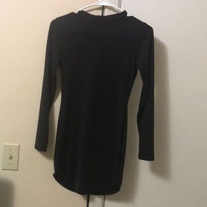 Stretchy black minidress